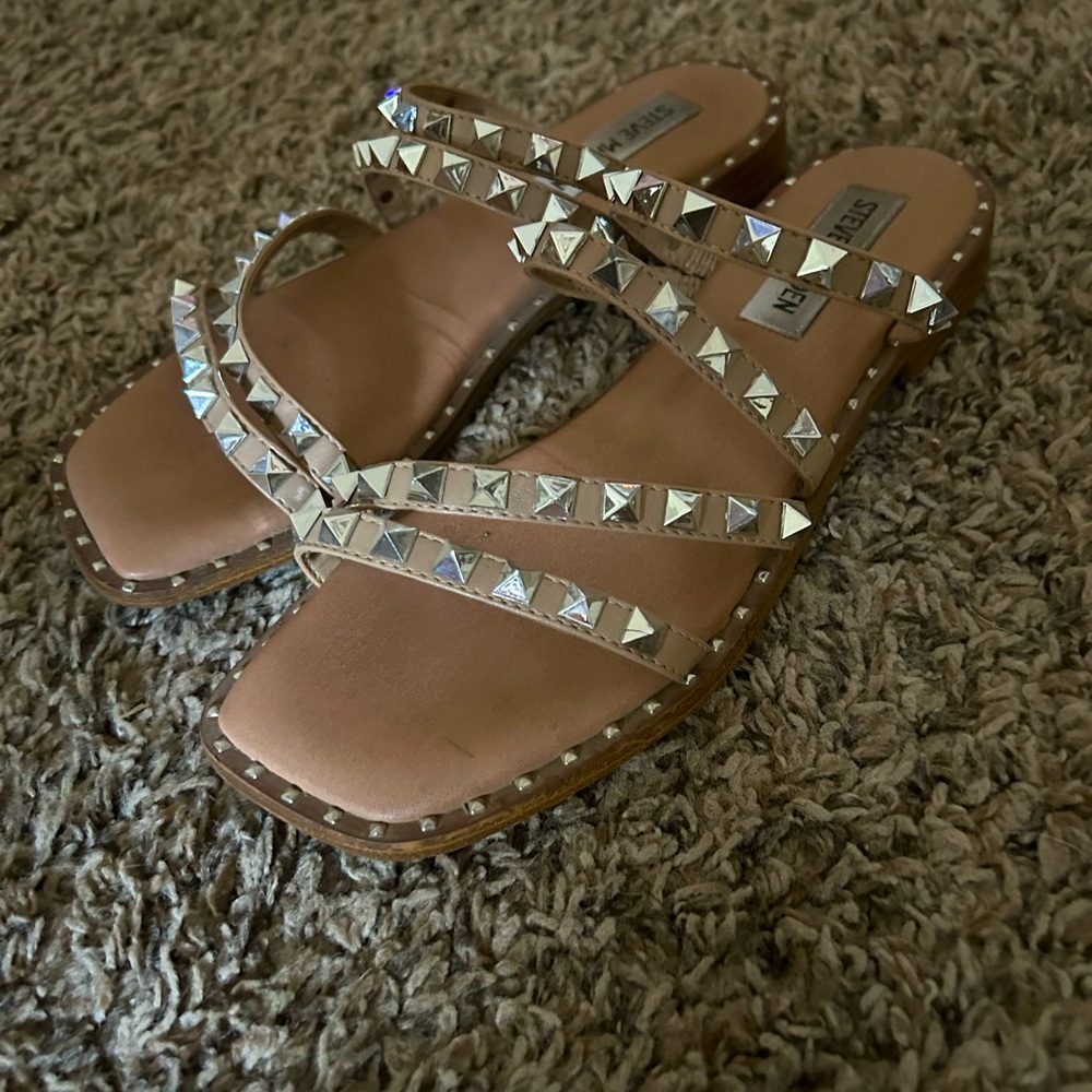 Steve Madden Tan Sandals